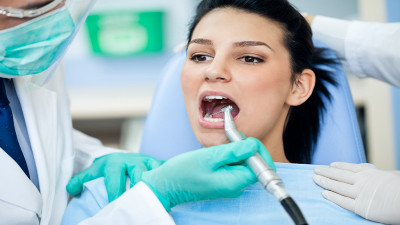 Things You Should Know Before You Become A Dental Assistant