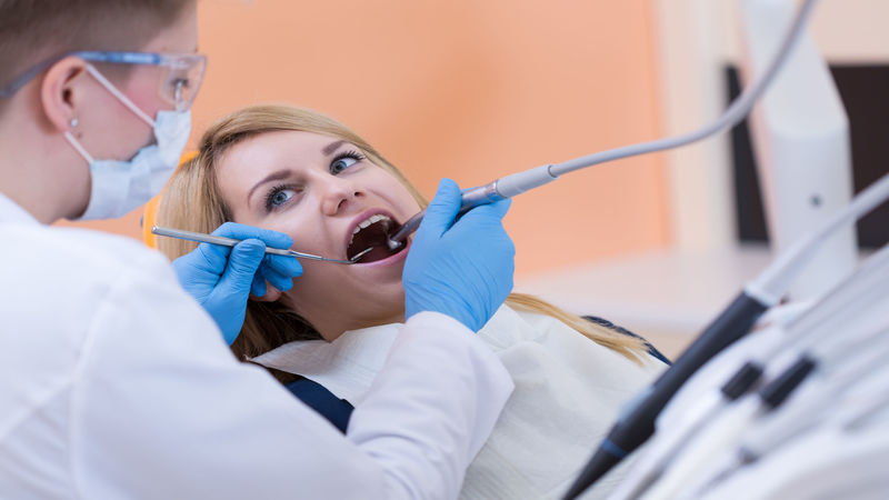 Signs That You Might Need Professional Dental Treatment in Warrenville