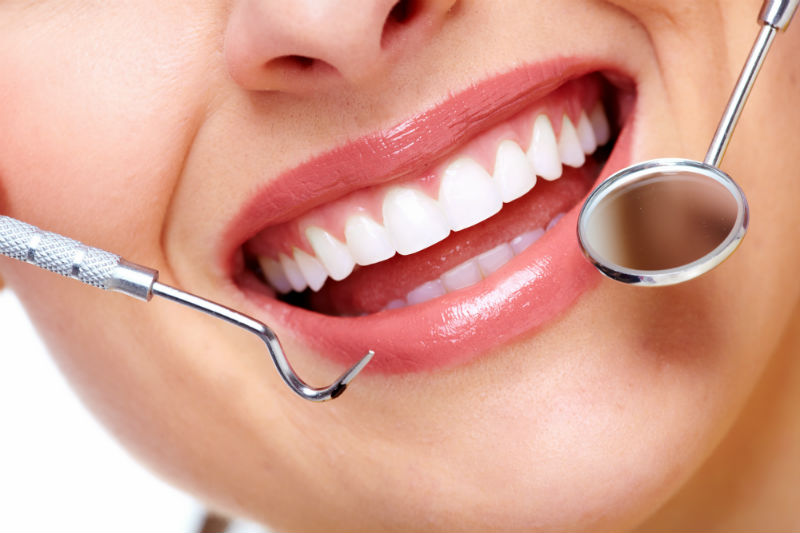 Why You Should See a Periodontist for Dental Implants and Dentures in Chanhassen MN