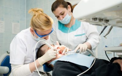 A Comprehensive Guide to IV Sedation for Root Canal Therapy in Hallandale Beach, Florida.